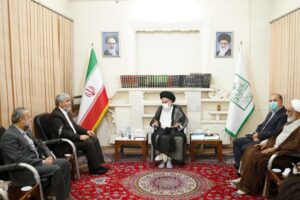 دیدار رئیس سازمان حج و زیارت با آیت الله حسینی بوشهری