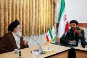 دیدار سردار موحدی کیا با آیت الله حسینی خراسانی در محل جامعه مدرسین حوزه علمیه قم