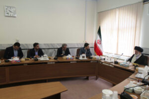 دیدار مدیر عامل بانک مهر ایران با آیت الله حسینی بوشهری