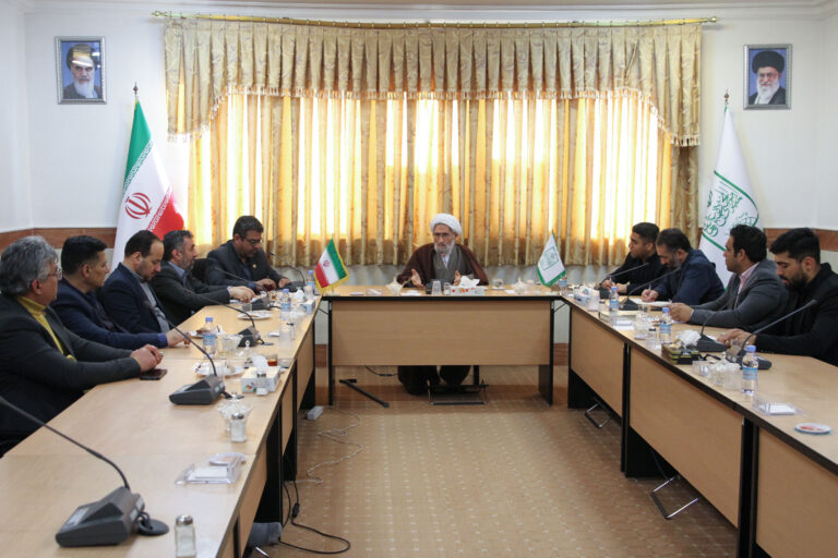 دیدار دبیر کل جمعیت حامیان انقلاب اسلامی با آیت الله محمد رضا آشتیانی