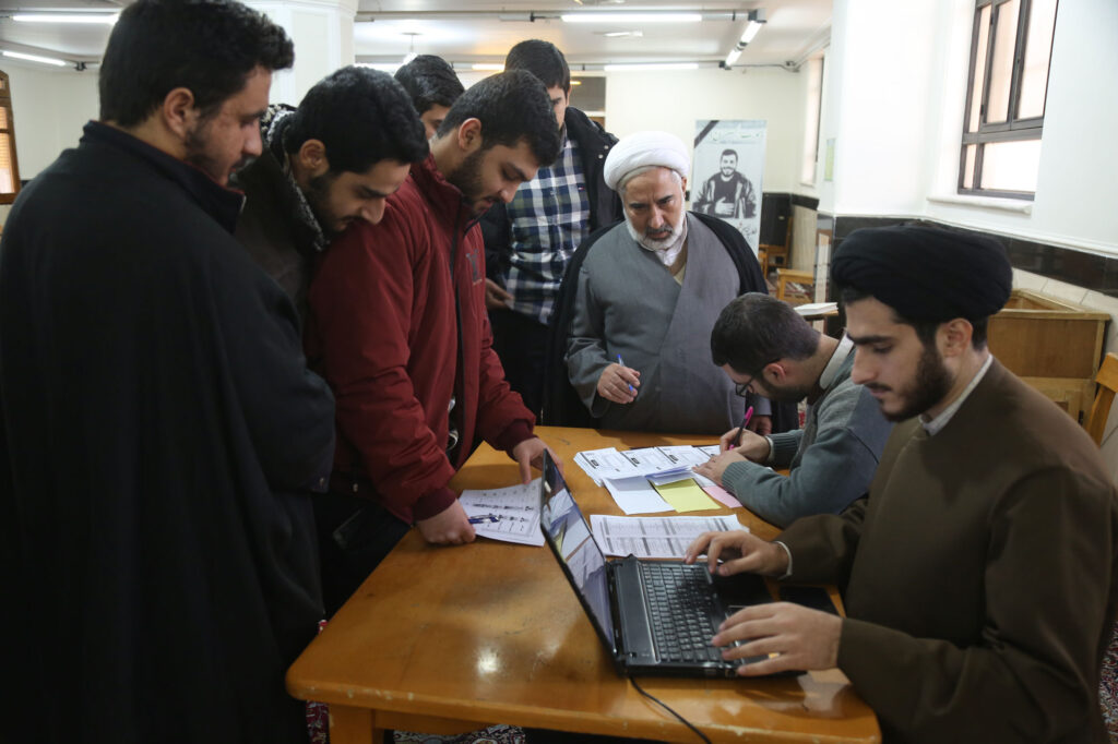 انتخابات مجمع نمایندگان طلاب 1401 (15)
