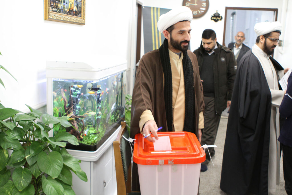 انتخابات مجمع نمایندگان طلاب 1401 (5)
