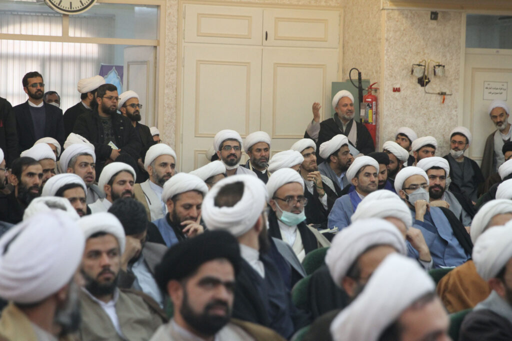 همایش سفیران بصیرت / همایش تخصصی ائمه جماعات و روحانیون طرح امین مدارس