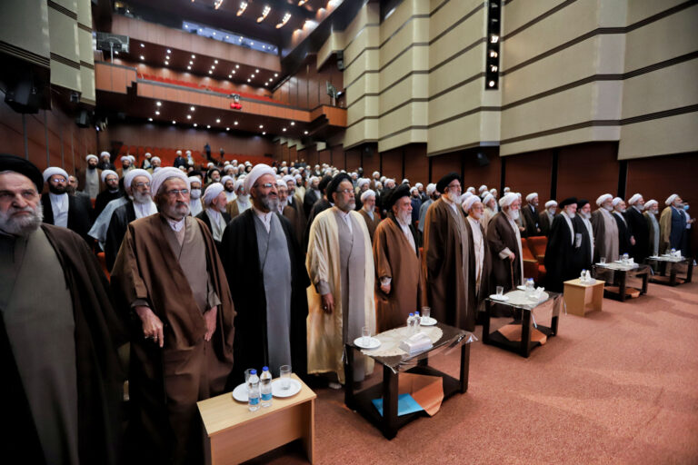 آغاز به کار دهمین اجلاسیه منطقه ای جامعه مدرسین حوزه علمیه قم با علمای تهران، سمنان و البرز
