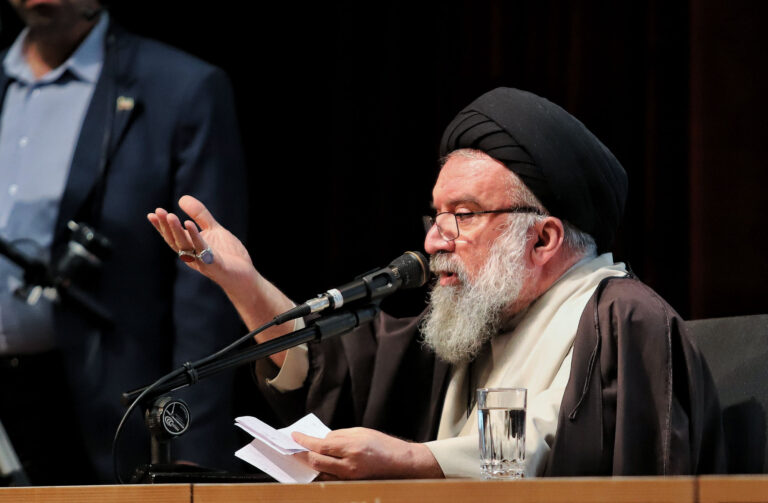 سخنرانی آیت الله سید احمد خاتمی نایب رئیس جامعه مدرسین حوزه علمیه قم در دهمین اجلاس منطقه ای جامعه مدرسین