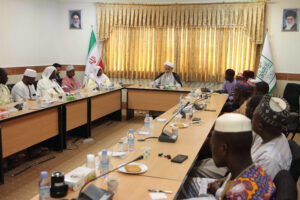 دیدار ائمه جمعه و جماعات اهل سنت آفریقا با آیت الله عباس کعبی