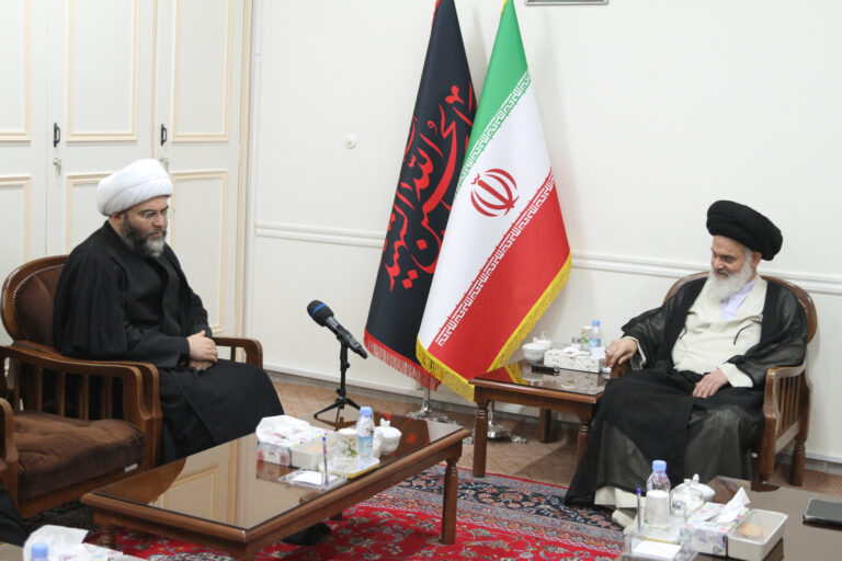 دیدار رئیس سازمان تبلیغات اسلامی با آیت الله حسینی بوشهری