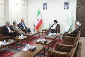 دیدار سخنگوی وزارت امور خارجه (سخنگوی دستگاه دیپلماسی) با آیت الله حسینی بوشهری رئیس جامه مدرسین حوزه علمیه قم