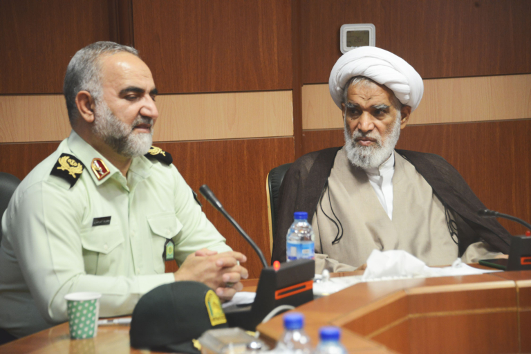 دیدار فرمانده انتظامی استان قم با آیت الله کعبی، نایب رئیس جامعه مدرسین