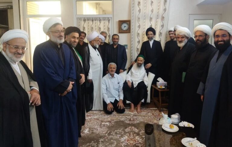 دیدار ائمه جمعه شمال استان اصفهان با آیت الله عبدالنبی نمازی