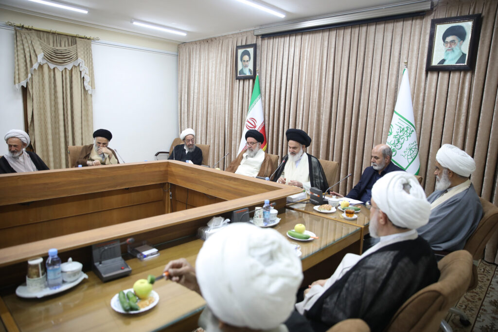 حضور دبیر شورای عالی امنیت ملی، دکتر علی اکبر احمدیان، در جلسه جامعه مدرسین حوزه علمیه قم