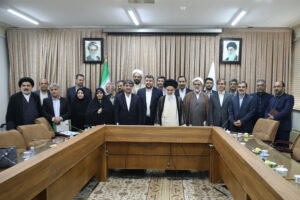 دیدار جمعی از رایزنان فرهنگی و مدیران سازمان فرهنگ و ارتباطات اسلامی با آیت الله حسینی بوشهری