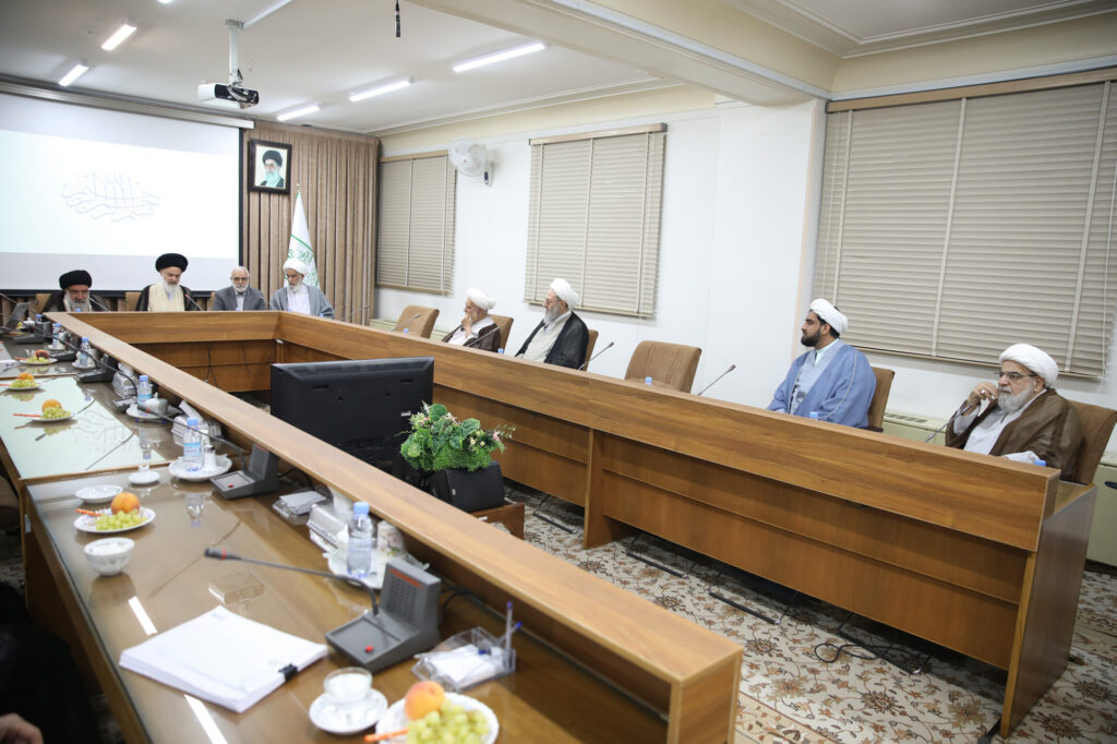 حضور رئیس کمیته امداد کل کشور در جمع اعضای جامعه مدرسین حوزه علمیه قم