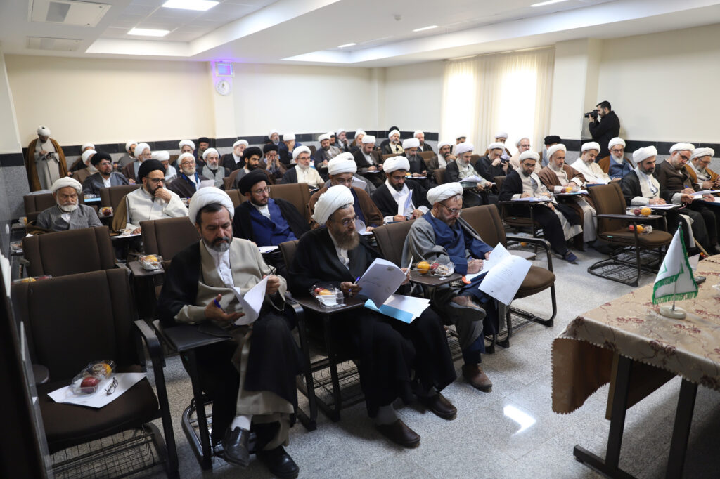 روز اول سیزدهمین اجلاسیه سراسری (16)