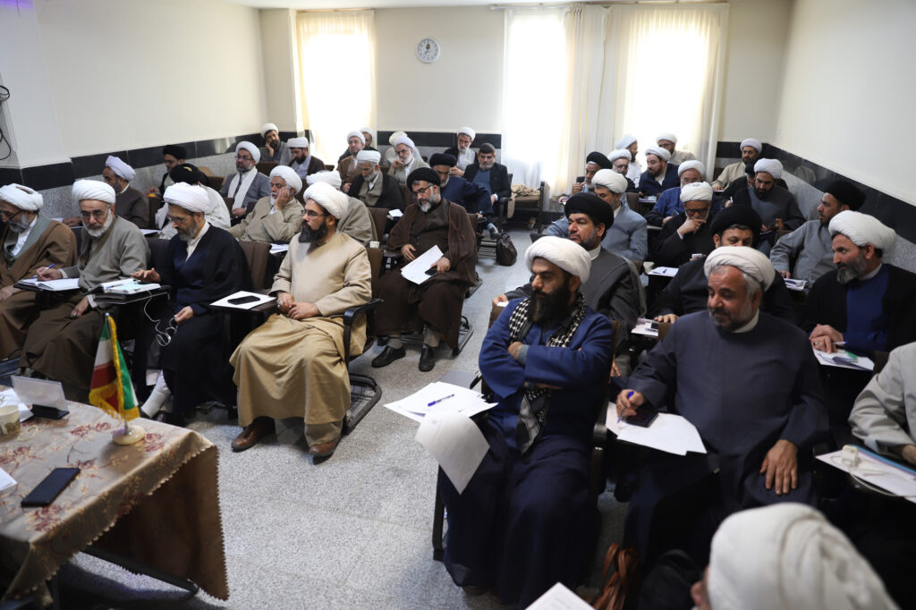 روز اول سیزدهمین اجلاسیه سراسری (40)