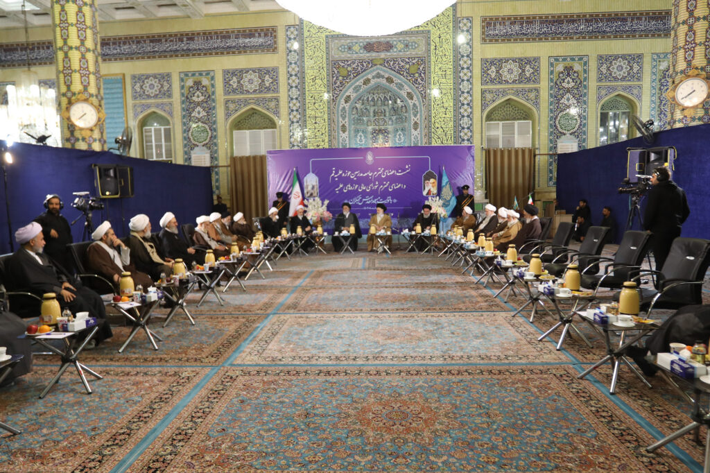 نشست اعضای جامعه مدرسین حوزه علمیه قم و اعضای شورای عالی حوزه‌های علمیه با تولیت مسجد مقدس جمکران