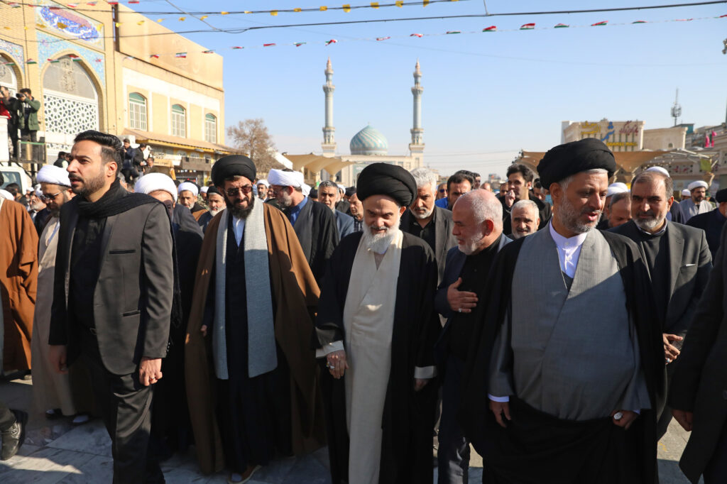 مراسم تشییع و ختم آیت الله نمازی (10)