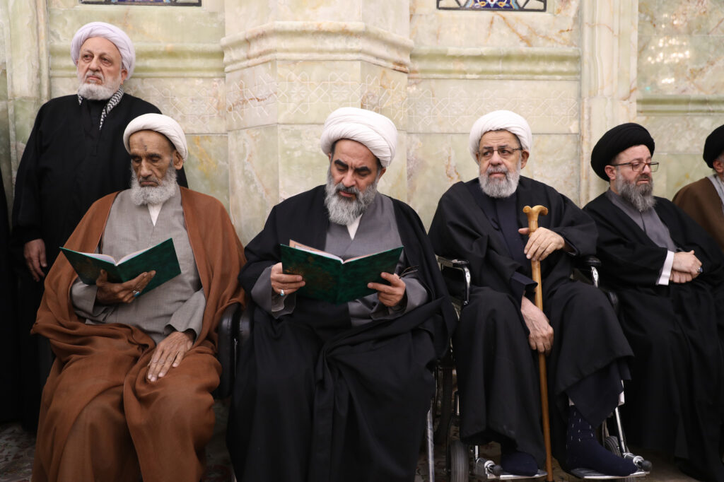 مراسم تشییع و ختم آیت الله نمازی (22)