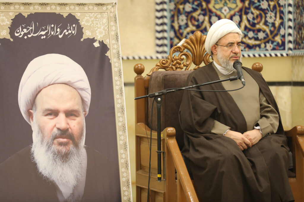 مراسم تشییع و ختم آیت الله نمازی (26)