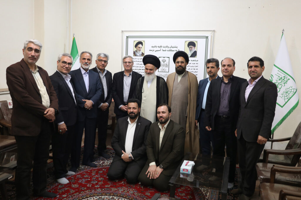 دیدار هیئت مدیره شرکت نفت و گاز پارس با آیت الله حسینی بوشهری