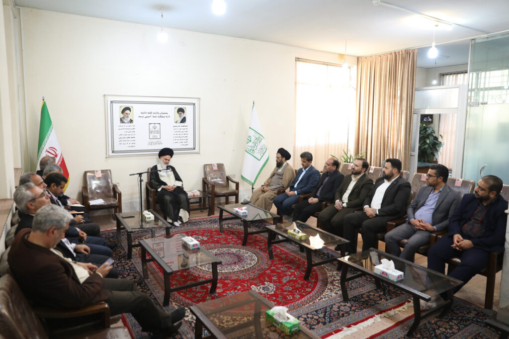 دیدار هیئت مدیره شرکت نفت و گاز پارس با آیت الله حسینی بوشهری