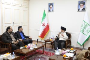 دیدار معاون علمی، فناوری و اقتصاد دانش بنیاد ریاست جمهوری با آیت الله حسینی بوشهری