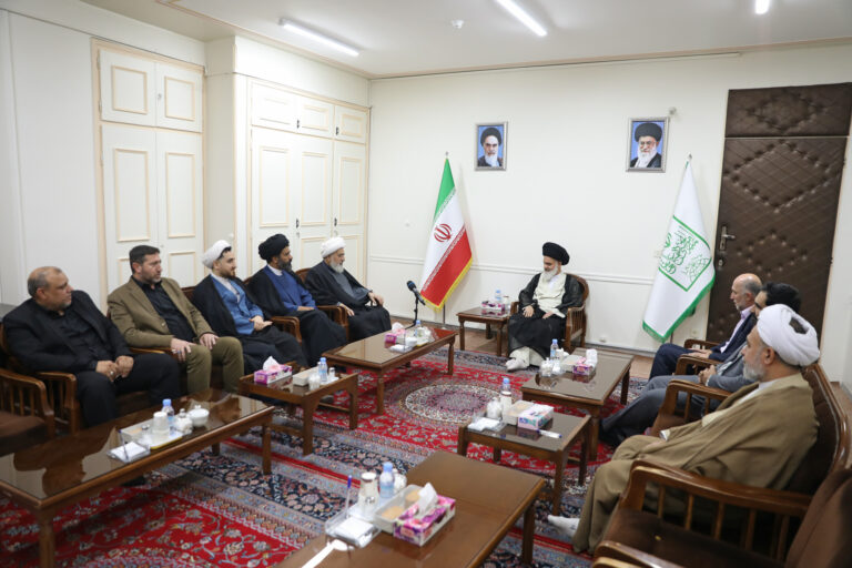 دیدار نایب رئیس مجلس اعلای شیعیان لبنان با آیت الله حسینی بوشهری