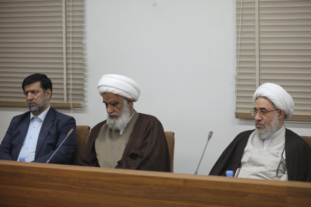 جلسه جامعه مدرسین حوزه علیمه قم با حضور رئیس جمهور