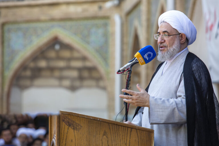 آیت الله اراکی در اجتماع حوزویان در حمایت از جبهه مقاومت و ملت لبنان