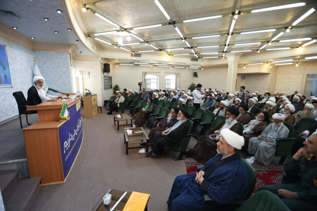 دومین همایش ائمه جماعات استان قم در سال 1403