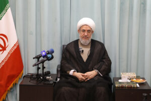 نشست خبری آیت الله اراکی در پاسخ به بیانیه مجمع مدرسین و محققین حوزه علمیه قم