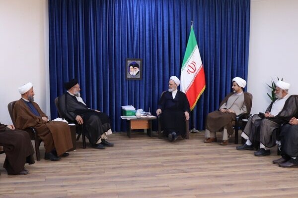 دیدار نماینده ولی فقیه در استان کهگیلویه و بویراحمد با آیت الله اعرافی