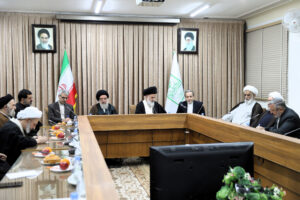 حضور دکتر سیدعباس عراقچی، وزیر امور خارجه، در جلسه شورای عالی جامعه مدرسین حوزه علمیه قم مورخ 9 آذر 1403