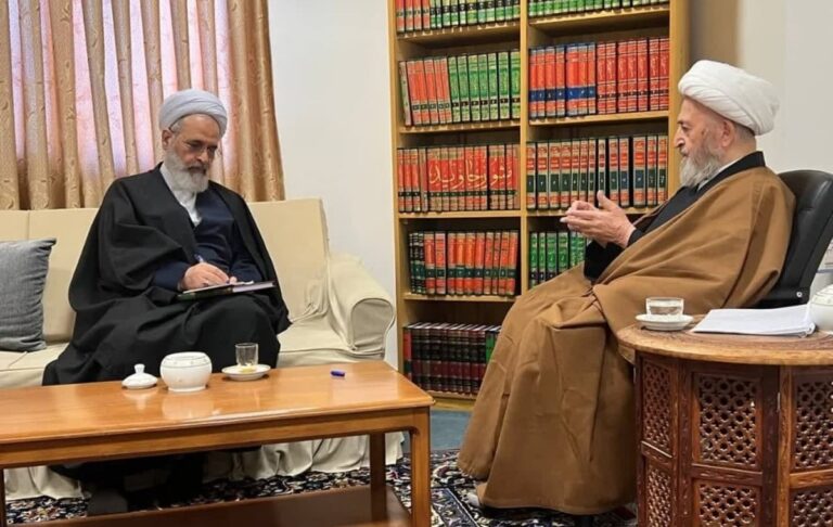 دیدار آیت الله اعرافی، مدیر حوزه‌های علمیه با آیت الله العظمی سبحانی