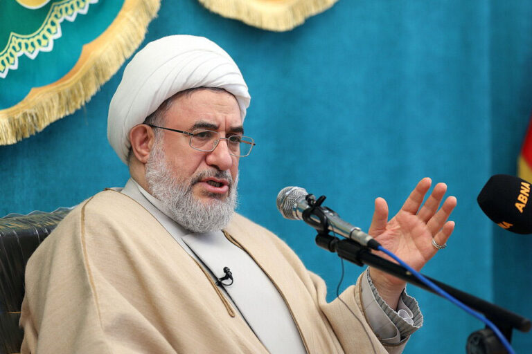 همایش کتاب سال حکومت اسلامی با سخنرانی آیت الله اراکی