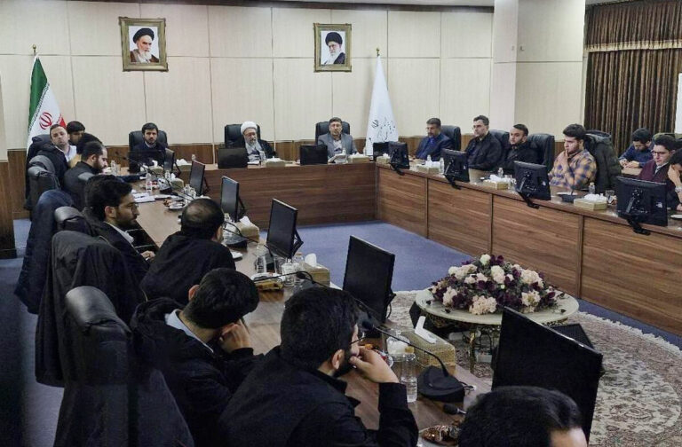 آیت الله آملی لاریجانی در دیدار جمعی از دانشجویان و نمایندگان تشکلهای دانشگاههای کشور