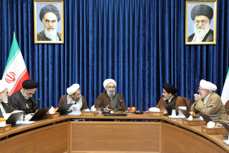 دیدار نماینده ولی فقیه در آذربایجان غربی و همراهان با آیت الله جواد مروی