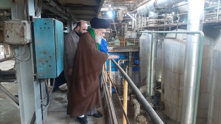 بازدید آیت الله سیداحمد حسینی خراسانی از کارخانه قند فریمان