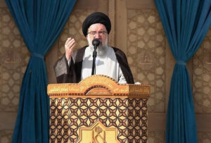 آیت الله خاتمی در راهپیمایی 22 بهمن 1403 در کرمان