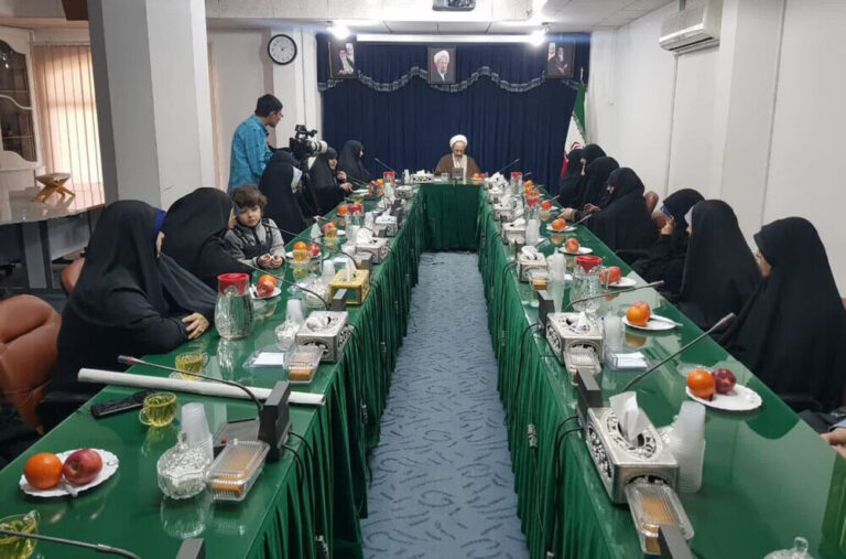 آیت الله رجبی در دیدار جمعی از طلاب خواهر حوزه علمیه حضرت خدیجه