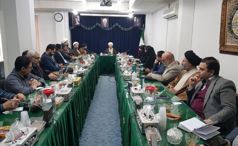 دیدار اساتید دانشگاه فردوسی با آیت الله رجبی