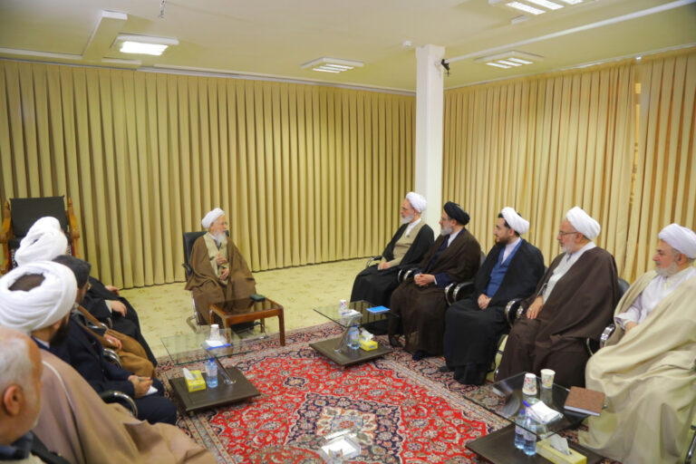 دیدار اعضای شورای سیاست‌گذاری همایش بین‌المللی تفسیر تسنیم با آیت‌الله العظمی جوادی آملی