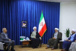 آیت‌الله علیرضا اعرافی در دیدار استاندار، نماینده ولی فقیه و نماینده خبرگان رهبری در استان هرمزگان