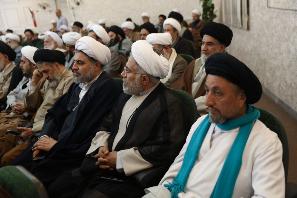 هجدهمین اجلاسیه مجمع عمومی جامعه مدرسین 7 اسفند (25)