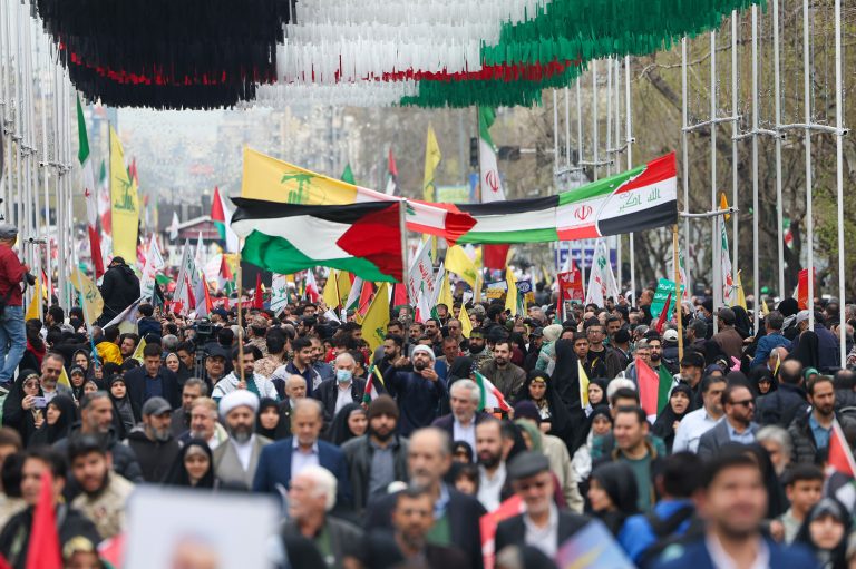 پیام جامعه مدرسین حوزه علمیه قم در پاسداشت حضور حماسی مردم در راهپیمایی روز قدس سال 1404