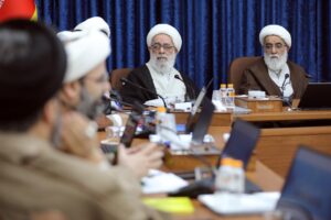 سلسله نشستهای اساتید و فضلای حوزه علمیه جلسه دوم 6