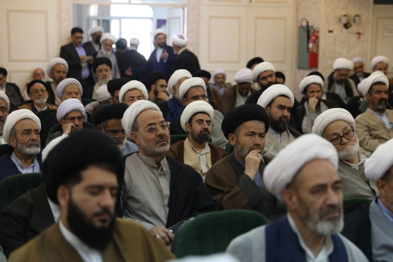 تصاویر | پنجاه و سومین همایش ائمه جماعات مساجد استان قم