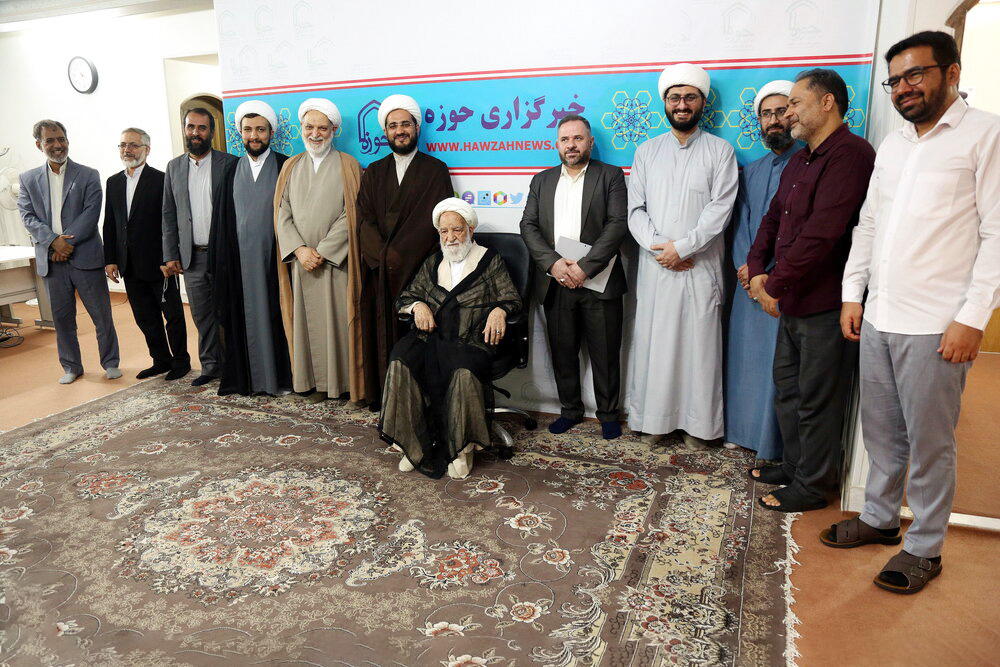 بازدید آیتالله مسعودی خمینی از خبرگزاری حوزه