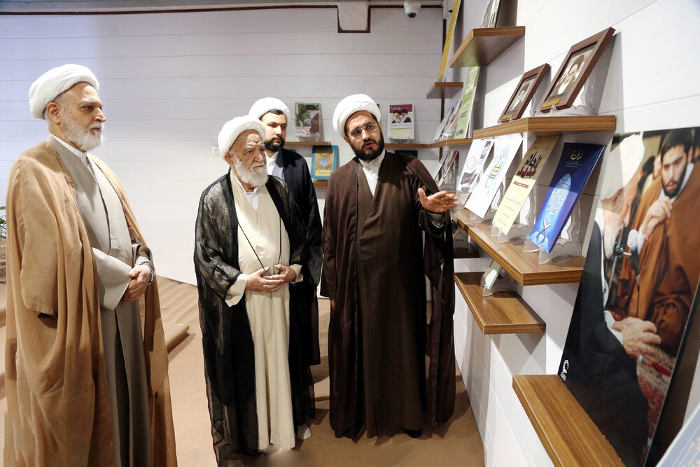 بازدید آیتالله مسعودی خمینی از خبرگزاری حوزه