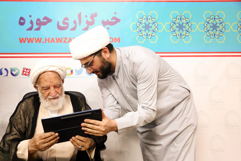 بازدید آیتالله مسعودی خمینی از خبرگزاری حوزه